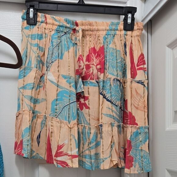 Blue Crochet Tank Top and Floral Shorts Set - Picture 5 of 5